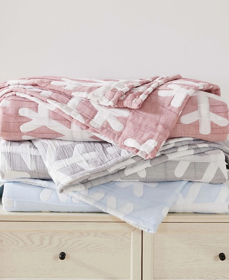 Linery & Co. Winter-Themed Snowflake Matelasse Quilt Set with Shams