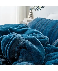 Coma Inducer Chunky Bunny Freezin Waters Oversized Comforter Set