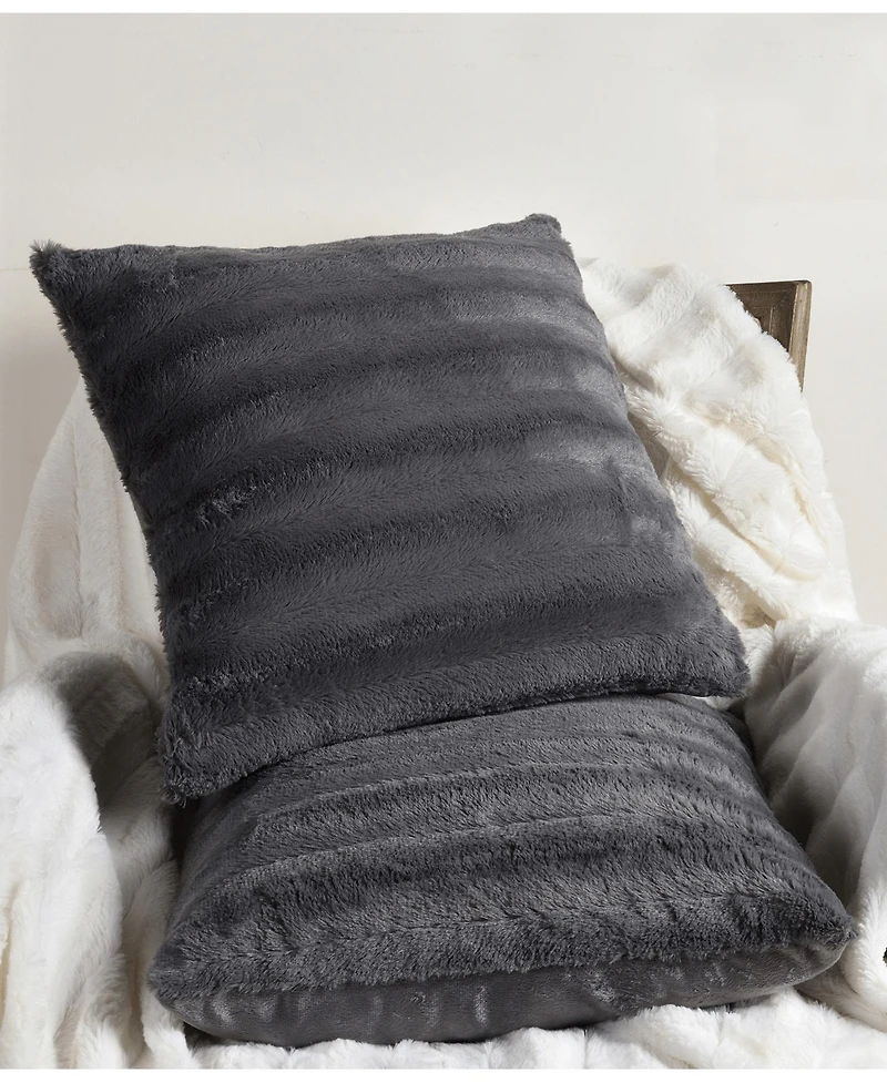 Cheer Collection Faux-Fur 2-Pack Decorative Pillows