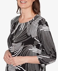 Alfred Dunner Petite Classic Geometric Sharkbite Hem Top with Necklace