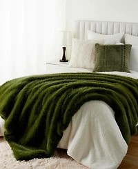 Battilo Lifestyle Faux Fur Throw, 50" x 60"