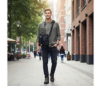 Seamless Outdoors HikerPro Waterproof Sling Satchel