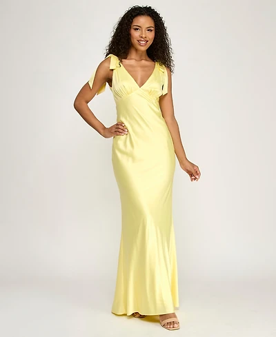 B Darlin Juniors' Sleeveless Satin Maxi Dress