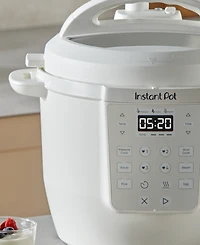 Instant Pot Rio 6-Quart 7-in-1 Multi-Cooker
