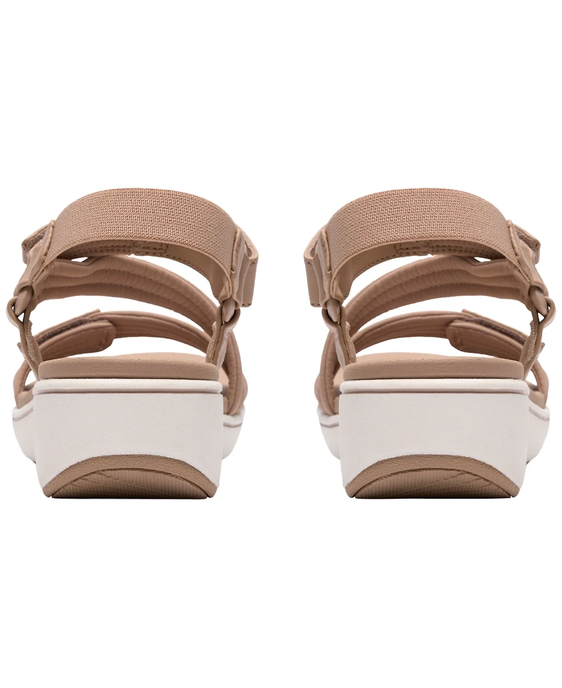 Clarks Women's Cloudsteppers Round toe Wedge Sandals