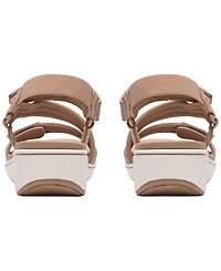Clarks Women's Cloudsteppers Round toe Wedge Sandals