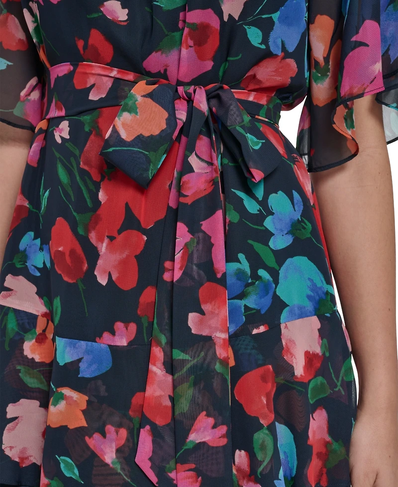 Jessica Howard Petite Jewel Neck Double-Tiered Dress