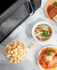 Nostalgia Retro 0.7 Cubic Foot 700-Watt Microwave Oven