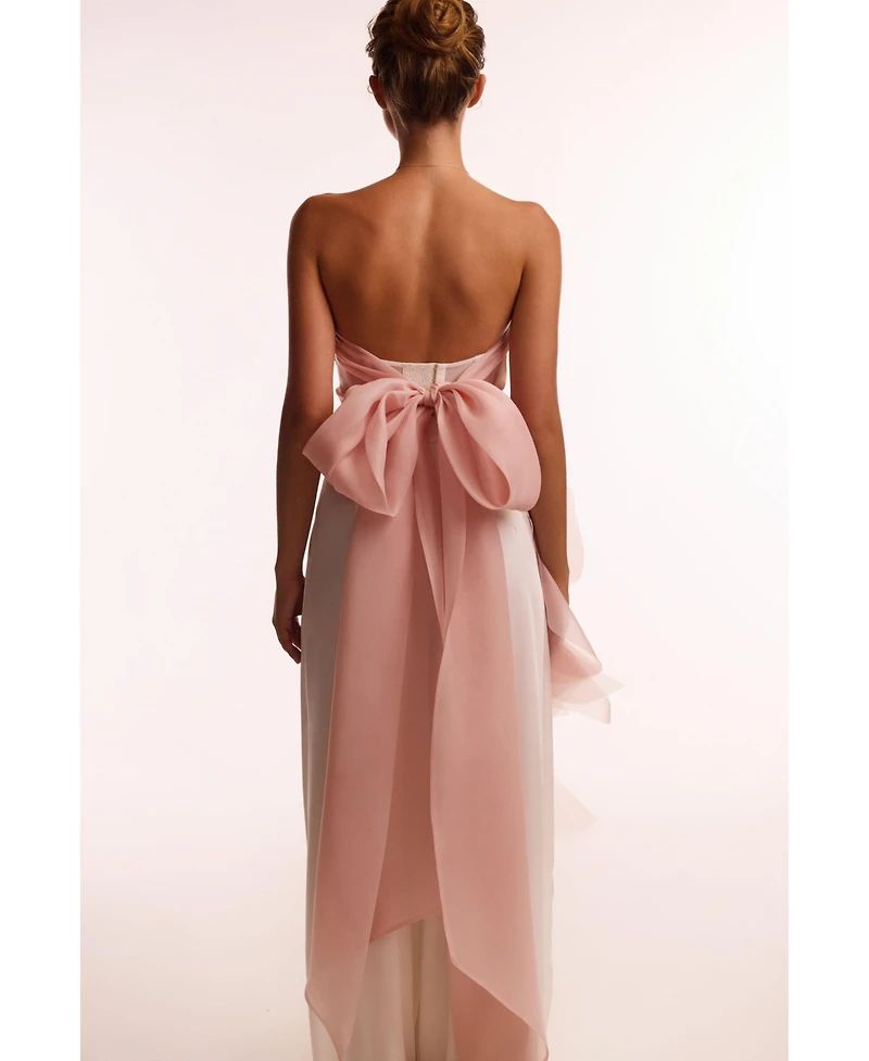 Milla Women's Dreamy off-shoulder blouse with meringue flounces