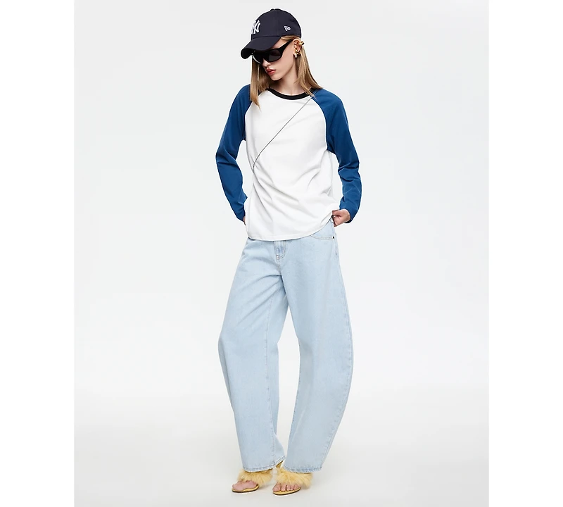 Lioness Women's Crew Neck Baseball T-Shirt