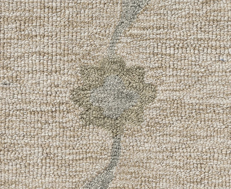 Lr Home Iris Victo-584 7' x 9' Area Rug