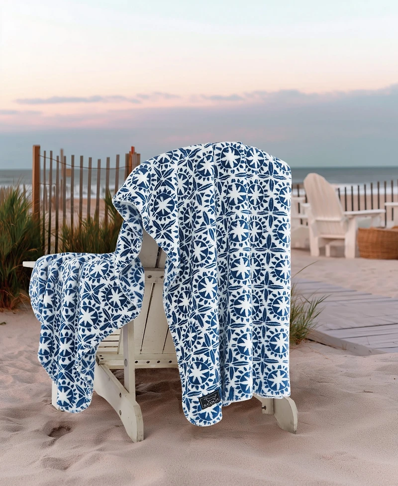 Scout Due South Whimsical Throw, 50" x 70"