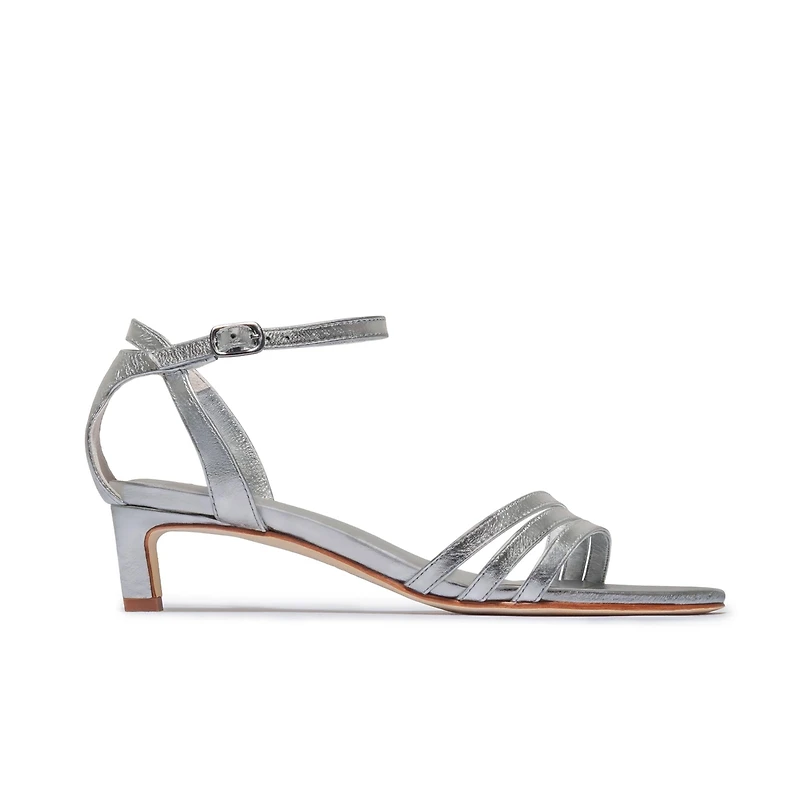 Bernardo Footwear Women's Lima Low Heel Sandal