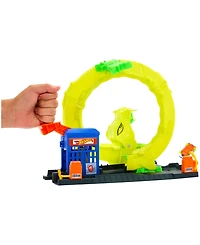 Hot Wheels Snake Spiral Attack Playset