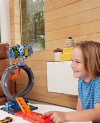 Hot Wheels City Bat Loop Attack Playset