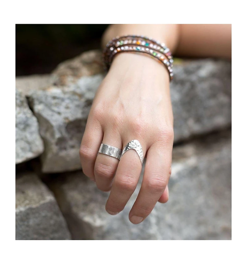 Curata Jewelry 925 Sterling Silver Hammered Abstract Chevron Wave Ring