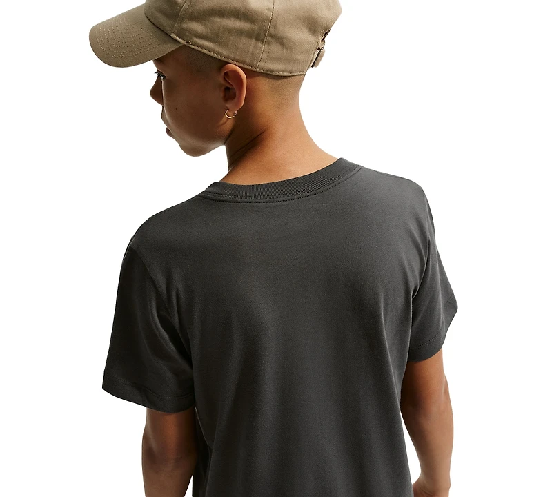 Nike Boys' Sportswear Short-Sleeve T-Shirt