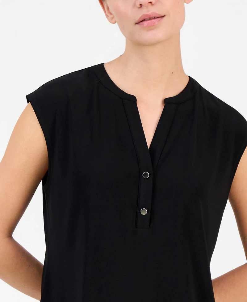 Anne Klein Essentials Petite Short-Sleeve Top
