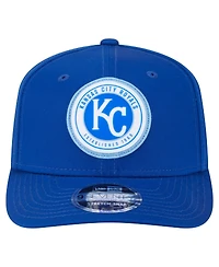 New Era Men's Royal Kansas City Royals Circle Patch 9SEVENTY Stretch-Snap Hat