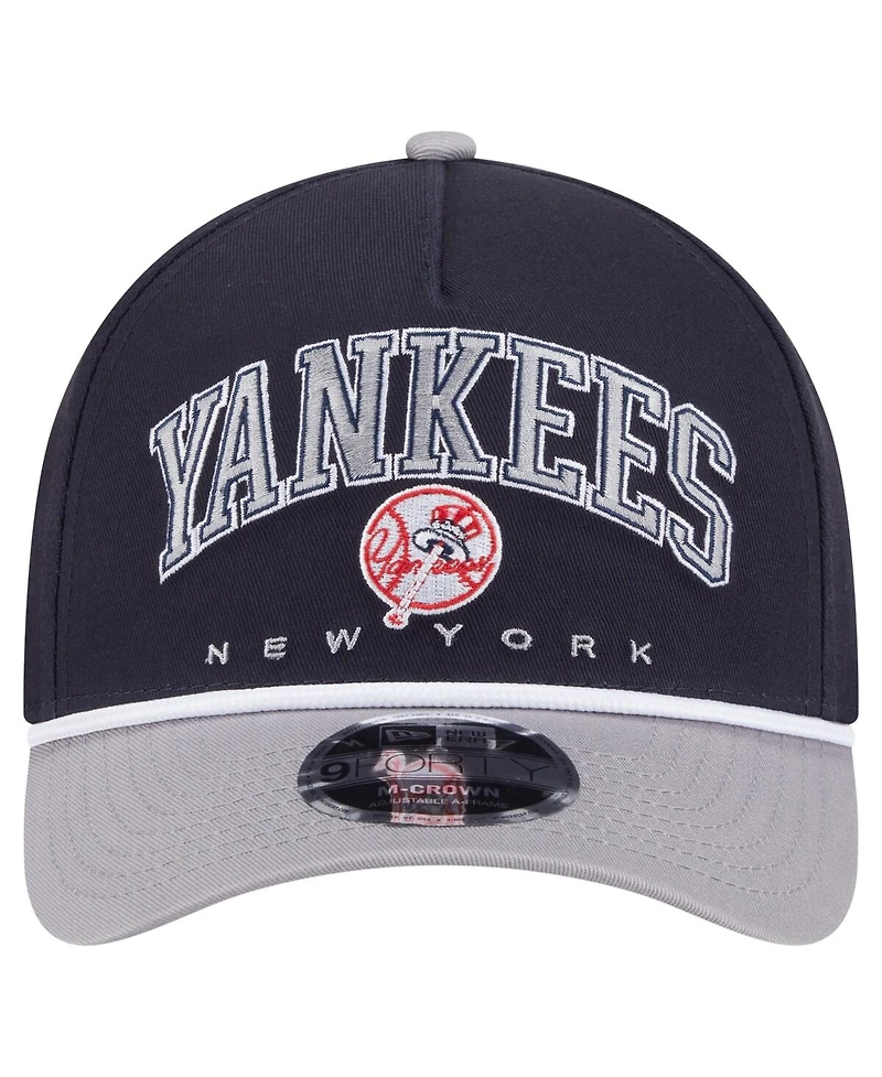 New Era Men's Navy/Gray New York Yankees Arch 9FORTY A-Frame M-Crown Adjustable Hat