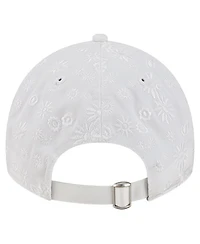 New Era Women's White Chicago Cubs Floral Mesh 9TWENTY Adjustable Hat