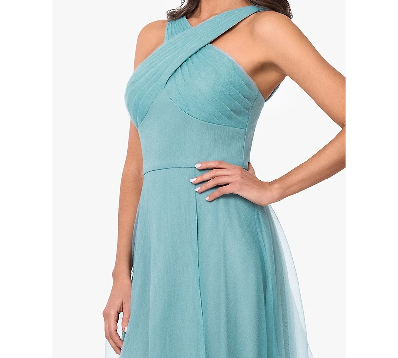 Betsy & Adam Women's Sleeveless Halter Neck Gown