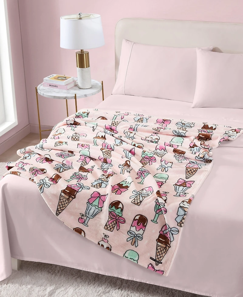 Betsey Johnson Coquette Ice Cream Printed Plush Throw, 70" X 50"