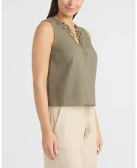 Ellen Tracy Women's Embroidered V-Neck Top