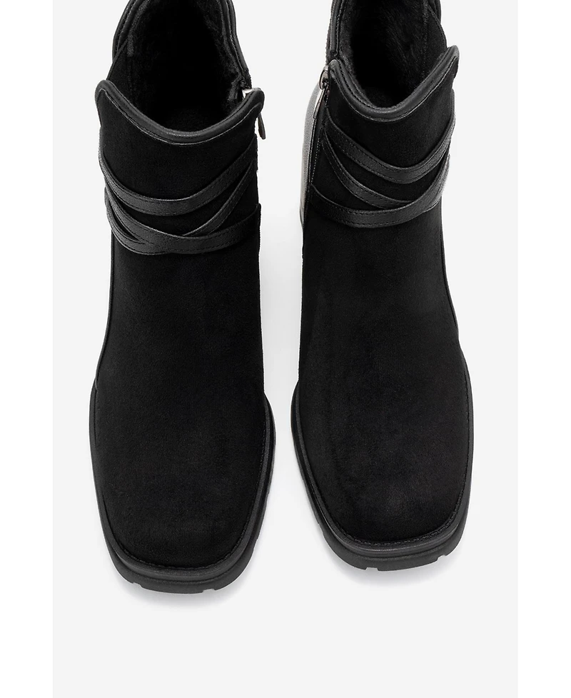 Prologue Shoes women's Wern Block Heel Ankle Boot