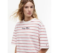 Tommy Hilfiger Women's Script Logo Crewneck Trapeze T-Shirt