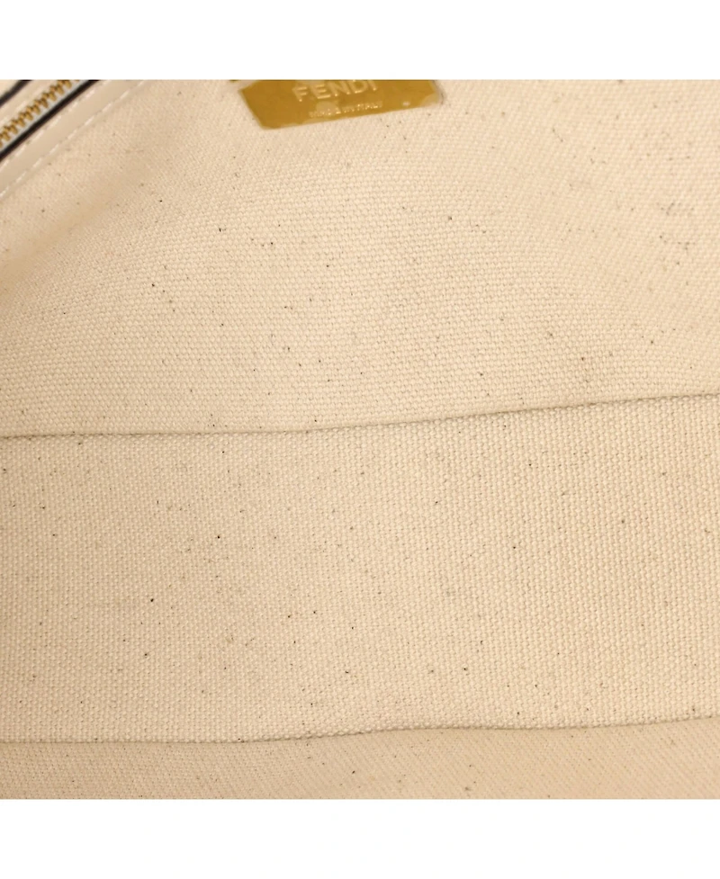 Pre-Owned Fendi Medium Baguette Nm Bag Zucca Embroidered Canvas