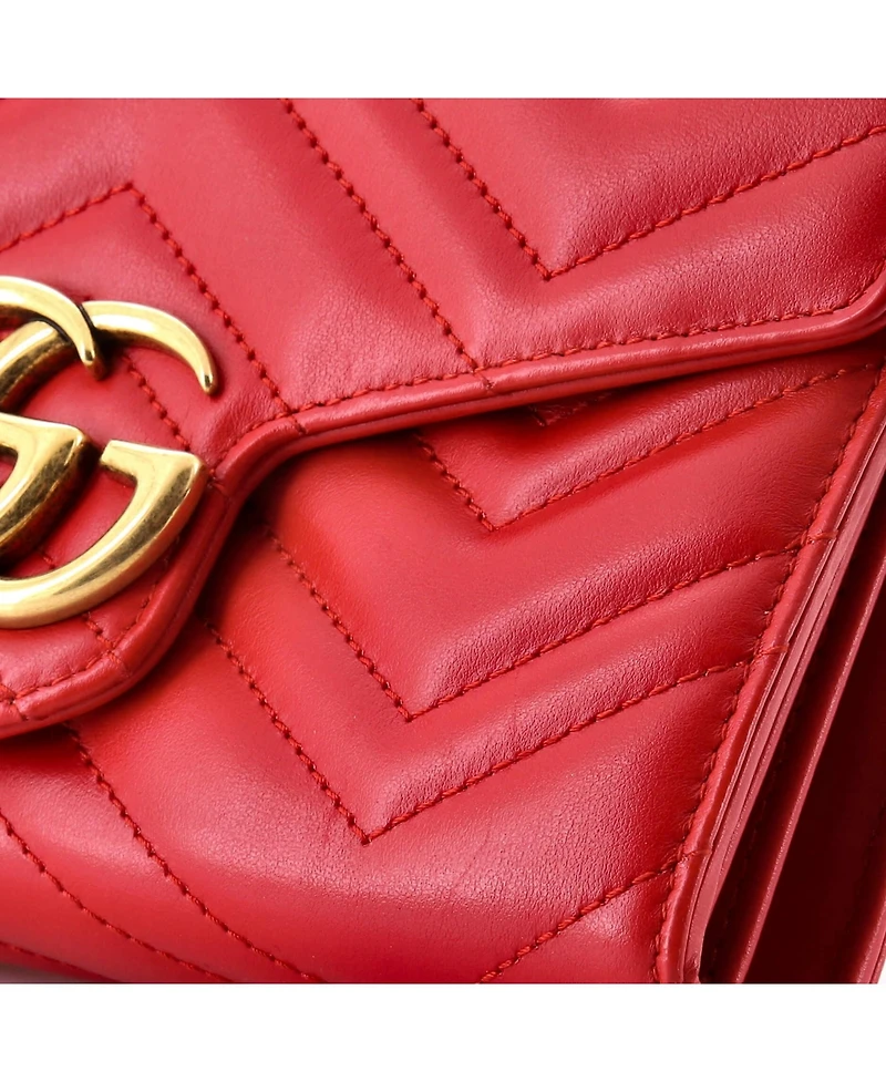 Pre-Owned Gucci Mini Gg Marmont Chain Wallet Matelasse Leather