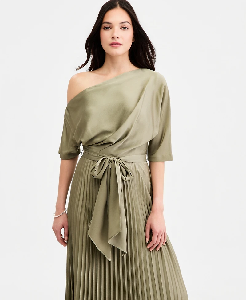 Betsy & Adam Women's One-Shoulder Pleated Gown