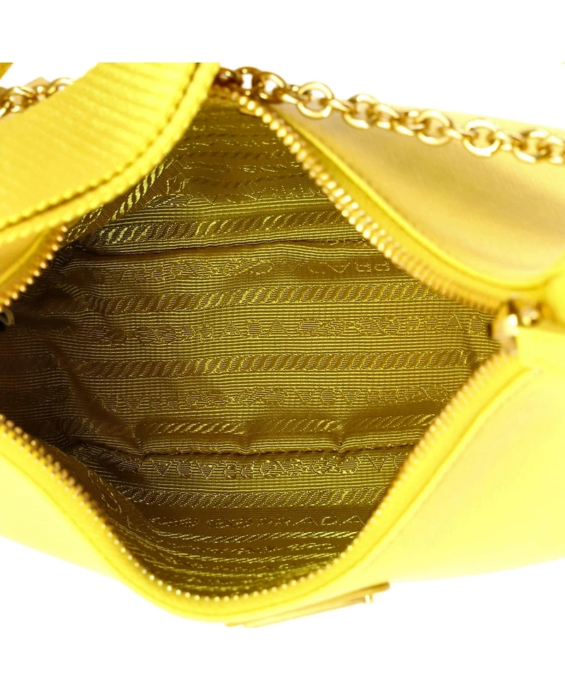 Pre-Owned Prada Small Re-Edition 2005 Shoulder Bag Saffiano Leather