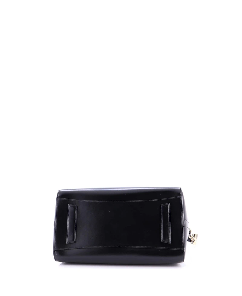 Pre-Owned Givenchy Medium Antigona Bag Glazed Leather