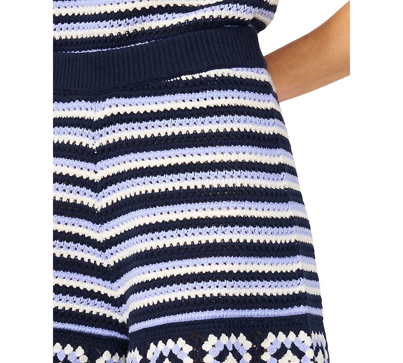 CeCe Women's Striped Scallop Edge Pull-On Shorts