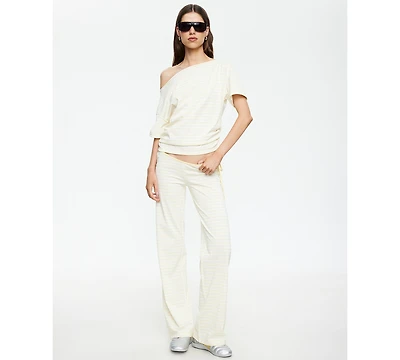 Lioness Women's Short-Sleeve Pull-On T-Shirt