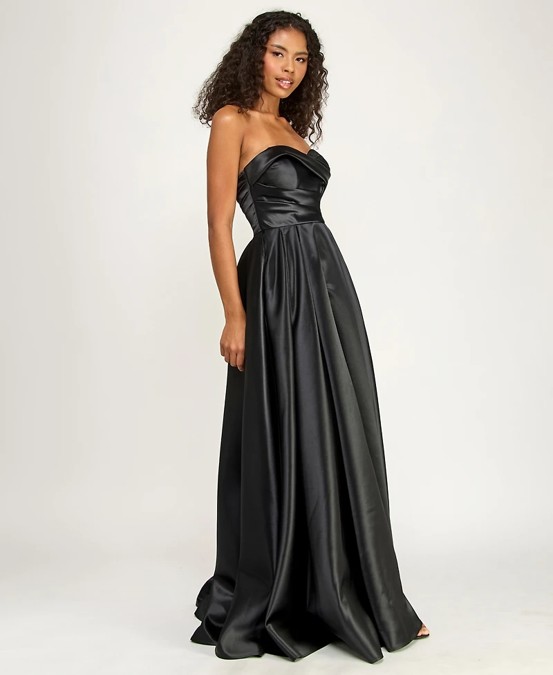 Alex & Sophia Juniors' Strapless Pleated Ball Gown
