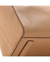Pre-Owned Givenchy Medium Antigona Bag Leather