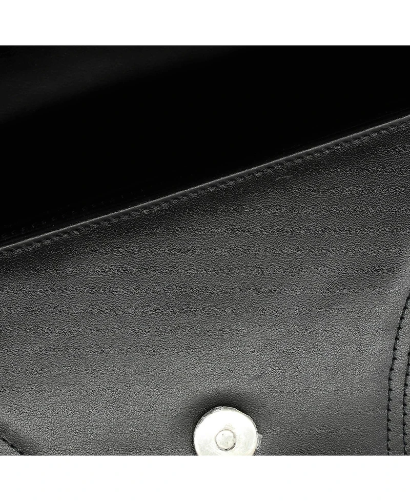 Pre-Owned Gucci Medium Gg Marmont Monochrome Flap Bag Matelasse Leather