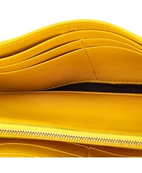 Pre-Owned Fendi Baguette Continental Wallet Zucca Embossed Leather