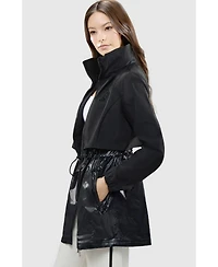 Alpenhaus Women's Valmenier Raincoat with Retractable Hood