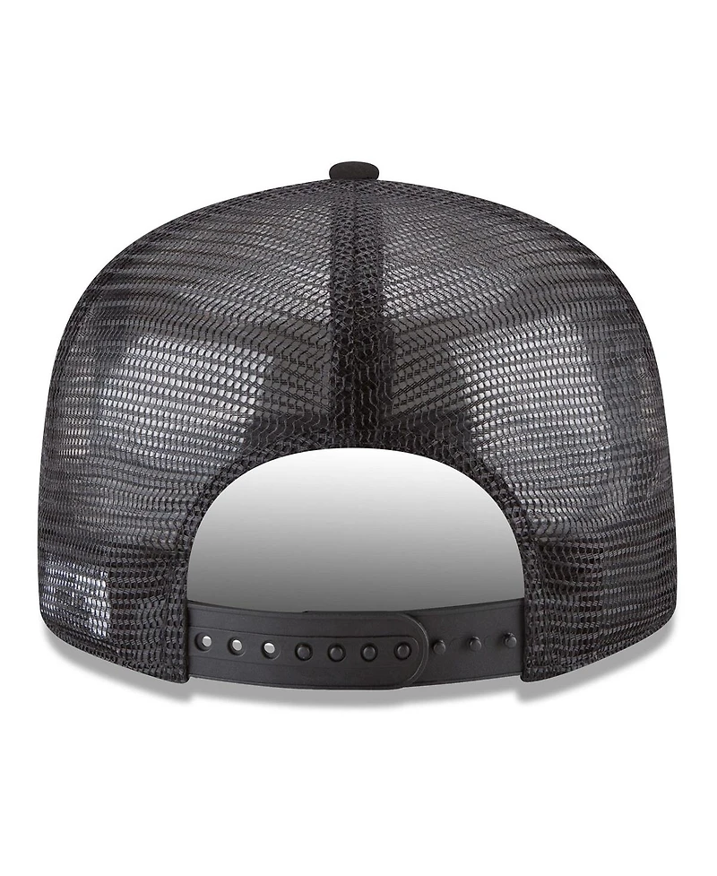 New Era Men's Black Chicago Bulls Core Logo Meshback 9FIFTY Snapback Hat