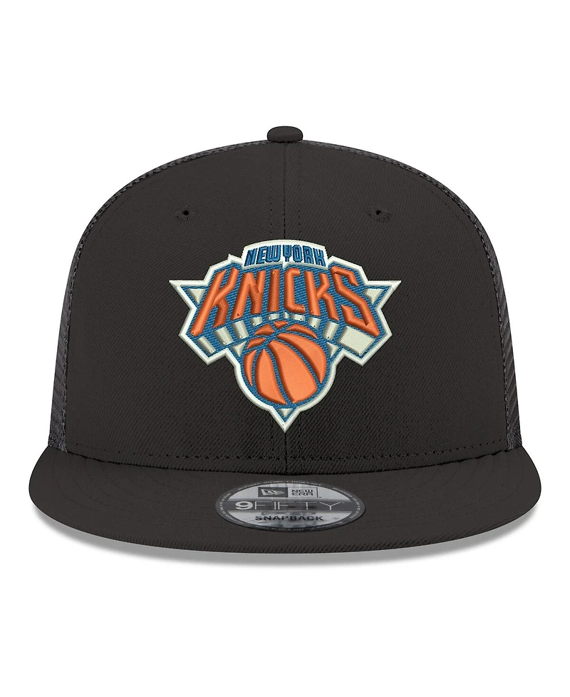 New Era Men's New York Knicks Core Logo Meshback 9FIFTY Snapback Hat