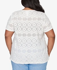 Alfred Dunner Plus Vintage Charm Solid Eyelet Split Beaded Neck T-Shirt