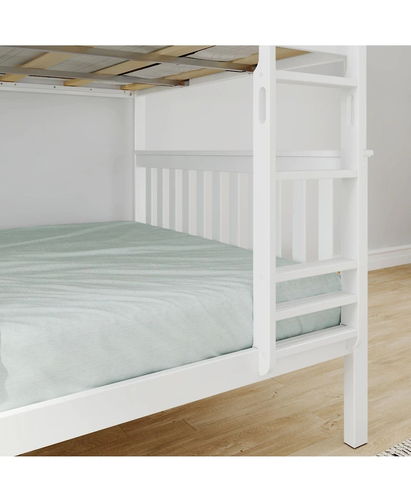 Max and Lily Classic Queen over bunk bed