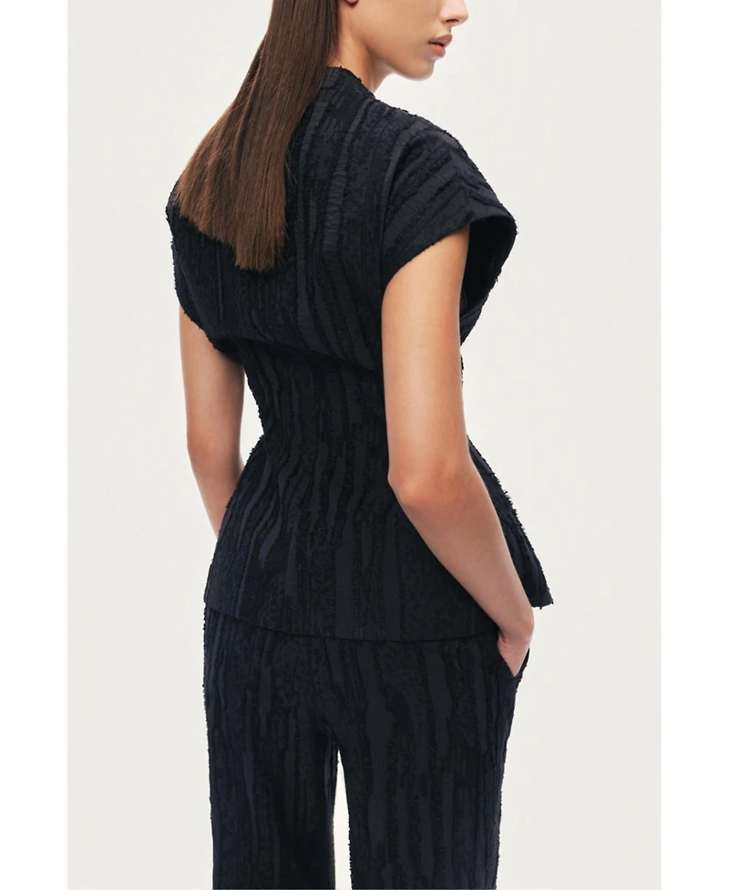 Nocturne Women's Textured Belted Vest