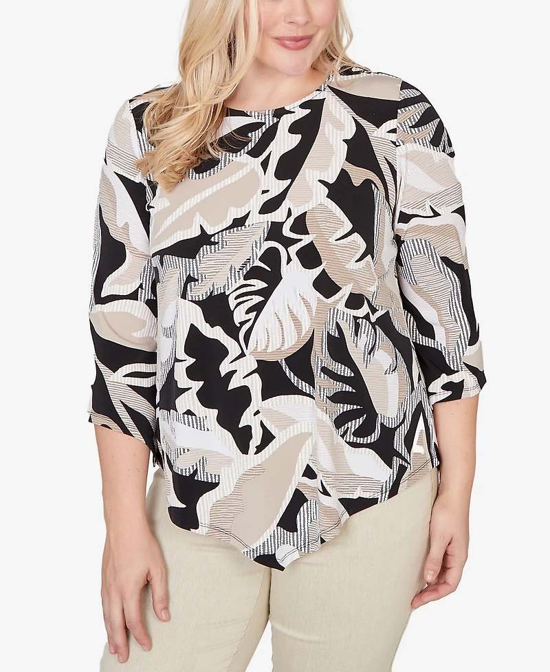 Alfred Dunner Petite Detail Driven Texture Leaves Pointed Hem Top with Necklace