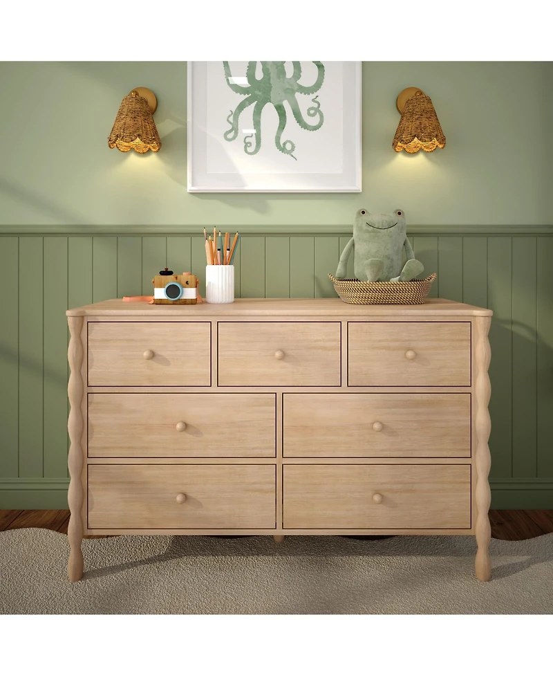 Max and Lily Jenny Lind 3 over 4 Drawer Dresser