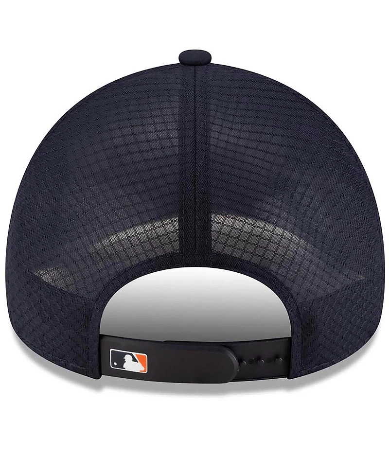 New Era Men's Navy Houston Astros 2026 Batting Practice Apex 9FORTY Adjustable Trucker Hat